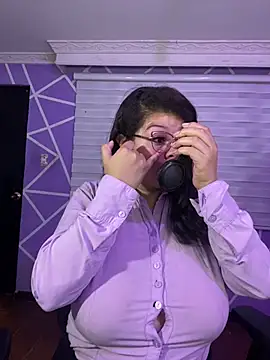 MiiaaJoness online show from May 15, 5:14 am