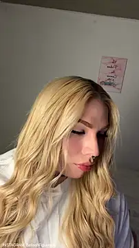 IsabellaFigueredo   online show from February 28, 12:00 am