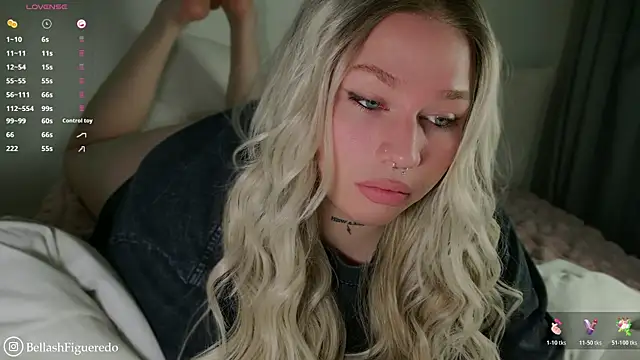 IsabellaFigueredo   online show from May 23, 12:42 pm