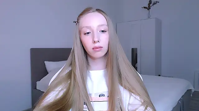 Luna insniity online show from November 23, 9:14 pm