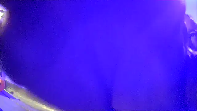 Snapshot of druetrue chatting on December 17, 2:23 pm druetrue online show from December 17, 2:23 pm