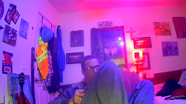 Snapshot of druetrue chatting on January 6, 4:32 pm druetrue online show from January 6, 4:32 pm