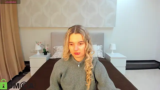 Donna Evans online show from January 13, 11:54 pm