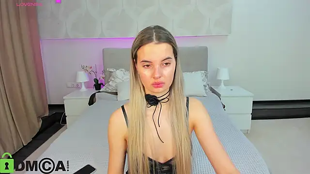 Donna Evans online show from March 5, 12:06 am