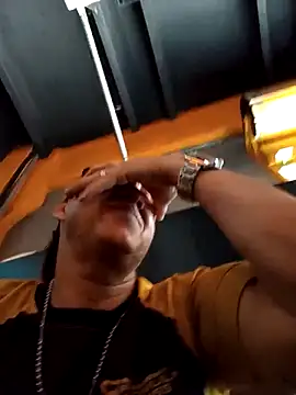 will1980 online show from February 5, 12:10 pm