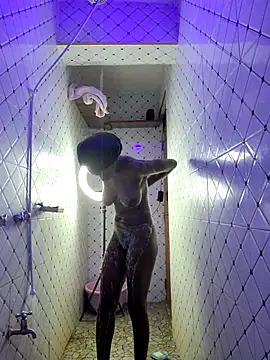 Snapshot of Enkarxx chatting on February 19, 7:38 pm Enkarxx online show from February 19, 7:38 pm