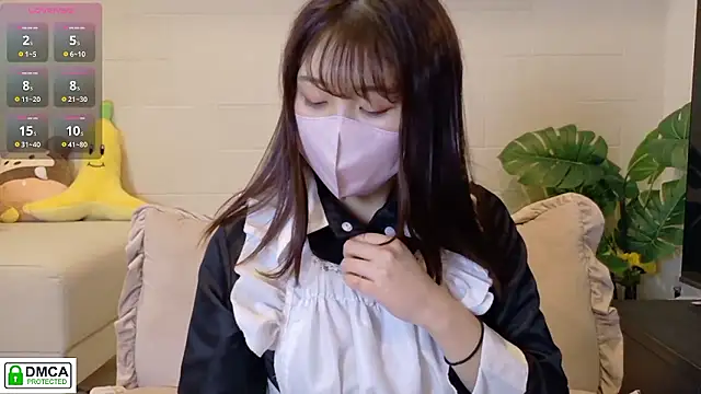 SUZU  online show from March 28, 12:05 pm