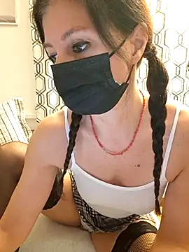 Silvia Zeno online show from November 8, 5:51 am