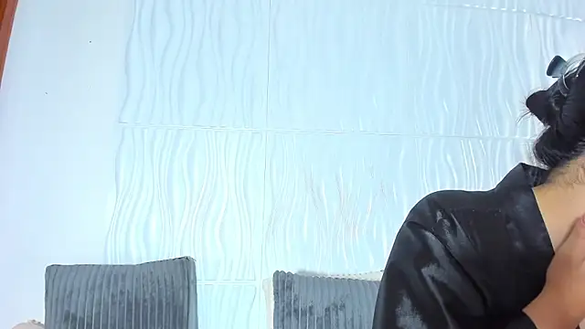 Abby  colins online show from April 8, 2:17 pm