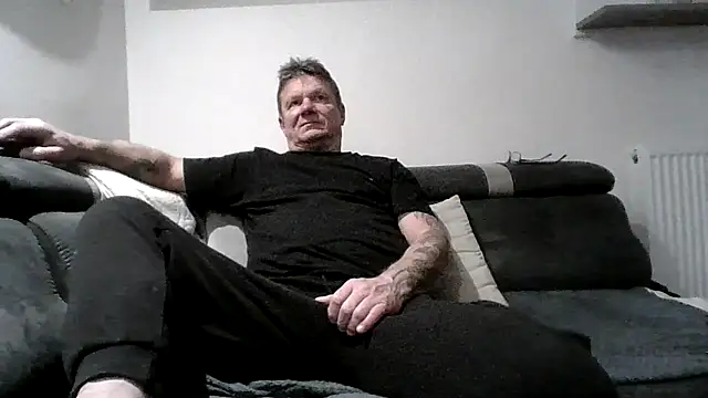 jaaako970 online show from April 2, 8:06 pm