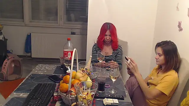 Snapshot of Tasty_Shape chatting on December 11, 8:39 pm Tasty Shape online show from December 11, 8:39 pm