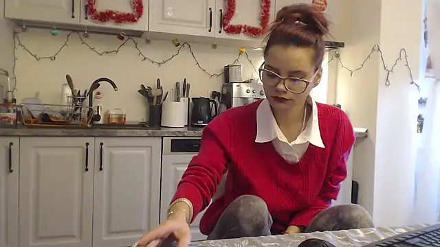 Snapshot of Tasty_Shape chatting on February 18, 7:54 am Tasty Shape online show from February 18, 7:54 am