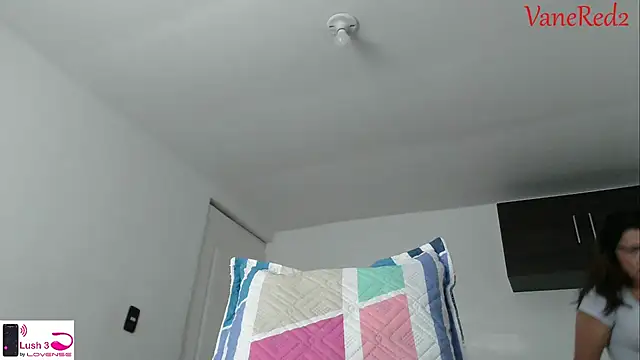 vanered2 online show from October 18, 12:06 pm