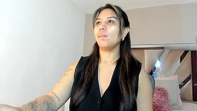 sharlott18 online show from January 10, 12:04 pm