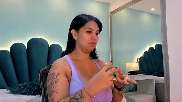 sharlott18 online show from November 11, 12:49 pm