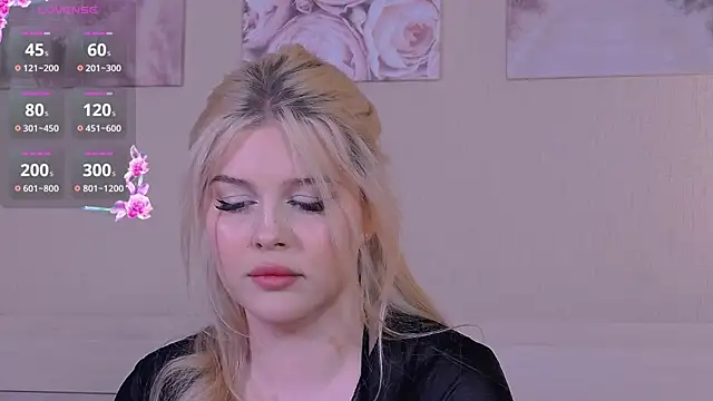 Alexis Powell online show from March 22, 11:42 pm