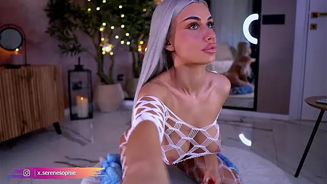 Serene Sophiex online show from February 18, 9:55 pm