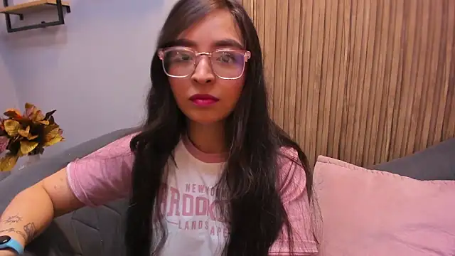 Snapshot of Eva_Macalliter chatting on January 8, 2:46 am Eva Macalliter online show from January 8, 2:46 am