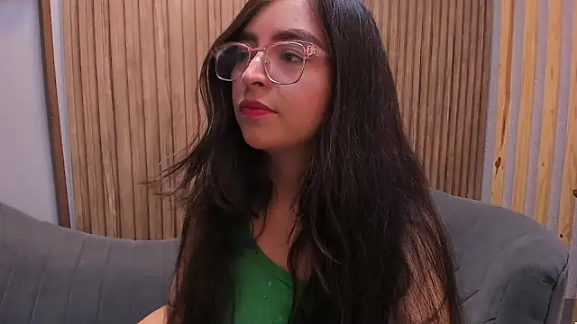 Snapshot of Eva_Macalliter chatting on February 8, 3:08 am Eva Macalliter online show from February 8, 3:08 am