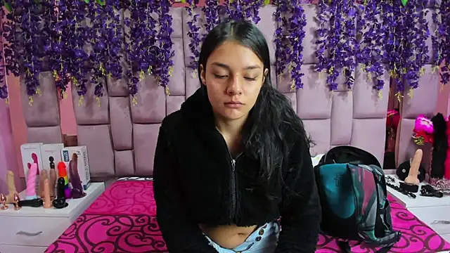 Bich Anal  online show from January 14, 12:56 pm