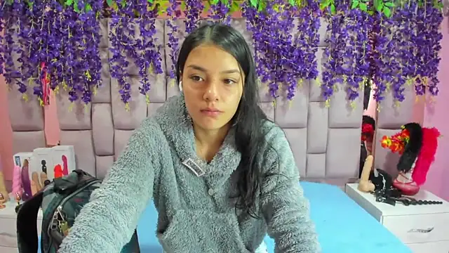 Bich Anal  online show from February 4, 1:27 pm