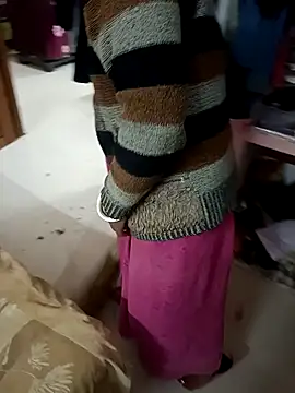 COUPLLE VILLAGE online show from December 2, 2:39 am