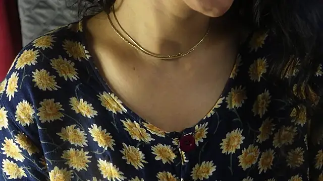 -AyeshaSinghania- online show from September 11, 12:05 pm