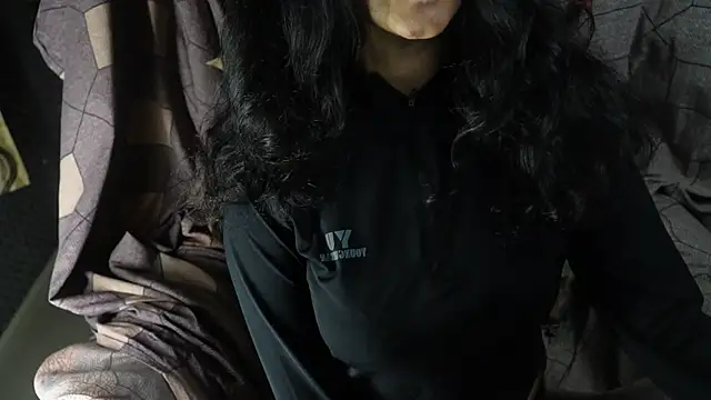 -AyeshaSinghania- online show from September 20, 8:37 am