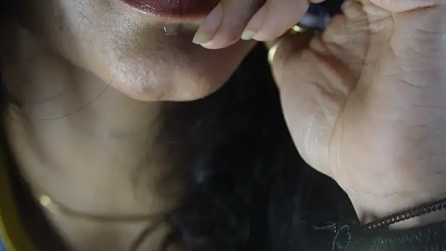 -AyeshaSinghania- online show from September 29, 5:07 pm