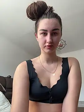 Snapshot of Fortune_888 chatting on February 19, 9:27 am Fortune 888 online show from February 19, 9:27 am