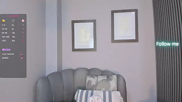 Snapshot of emily_roberts1 chatting on September 28, 5:24 am emily roberts1 online show from September 28, 5:24 am