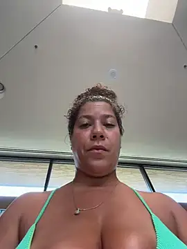 Snapshot of Bigbuttbrooklynn chatting on June 5, 6:57 pm Bigbuttbrooklynn online show from June 5, 6:57 pm