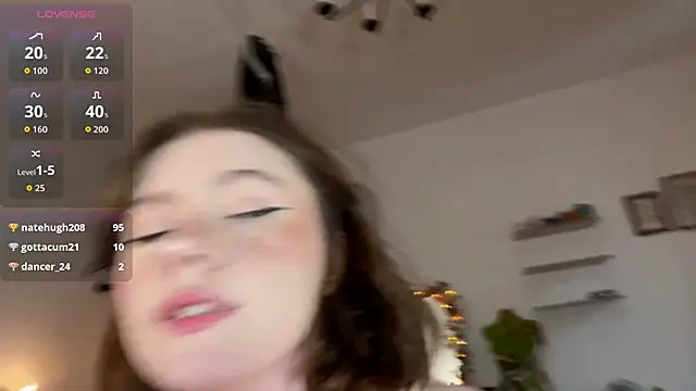 Snapshot of sunshine_lina chatting on July 2, 6:19 am sunshine lina online show from July 2, 6:19 am