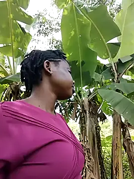 Snapshot of booty_big chatting on October 10, 9:52 am booty big online show from October 10, 9:52 am