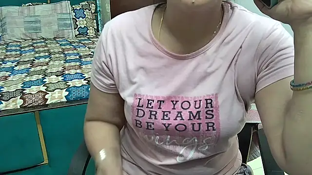 Snapshot of bhabhisexxy_880 chatting on July 11, 5:10 am bhabhisexxy 880 online show from July 11, 5:10 am