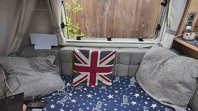British  Rosie online show from May 19, 7:47 am