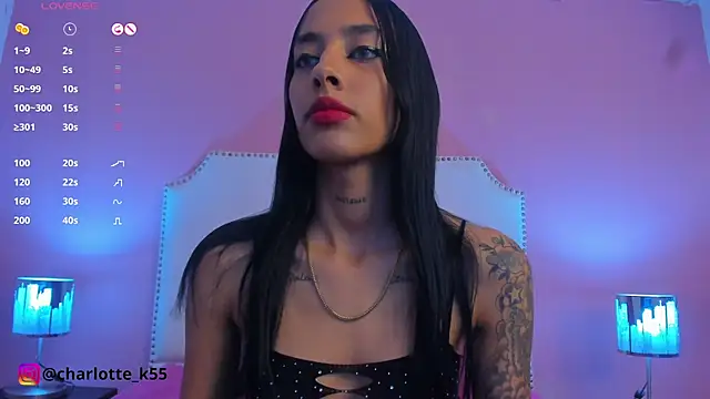 Snapshot of charlotte_kisss chatting on December 21, 8:10 pm charlotte kisss online show from December 21, 8:10 pm
