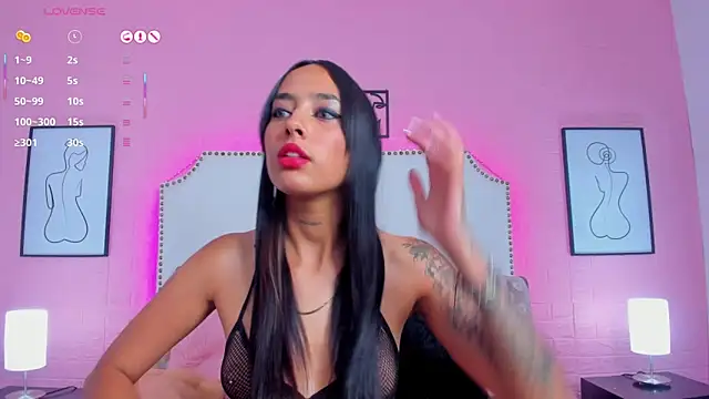 Snapshot of charlotte_kisss chatting on September 20, 7:59 pm charlotte kisss online show from September 20, 7:59 pm