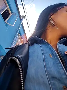 Astrid-- online show from January 7, 3:14 pm