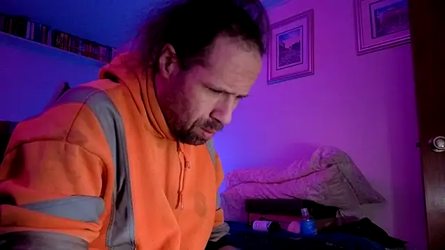 HandsumHungDaddy online show from February 16, 9:16 am