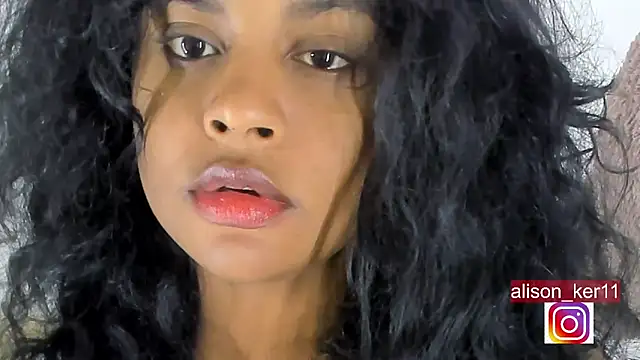 Snapshot of alison-ker3 chatting on February 3, 12:58 am alison-ker3 online show from February 3, 12:58 am
