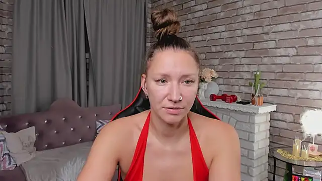 SarahCoksss online show from April 7, 11:37 pm