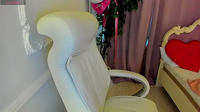Lily Marlin online show from May 24, 4:01 pm