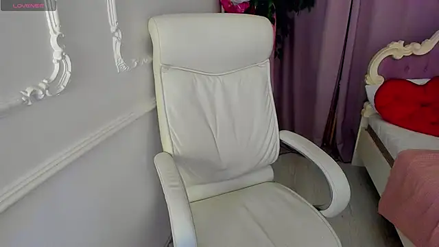 Lily Marlin online show from May 29, 1:36 am