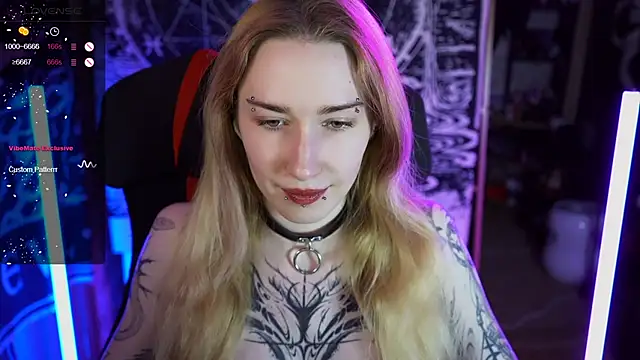 amywhitenessxx online show from December 4, 1:53 pm