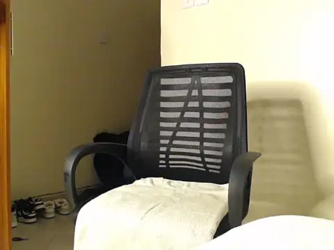 CurvyGlass online show from January 19, 1:10 am