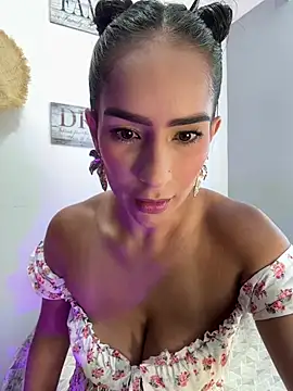 Mau White online show from January 21, 5:20 pm