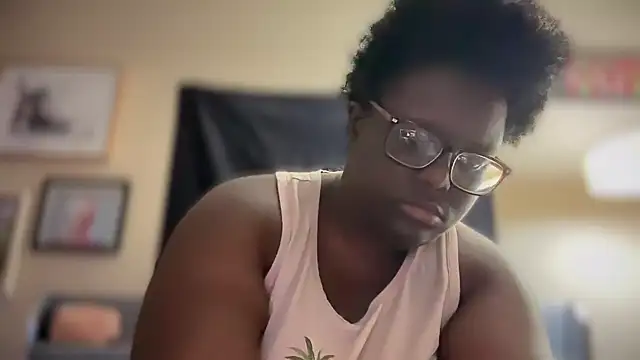 Snapshot of Yagurl__west chatting on March 12, 2:20 am Yagurl west online show from March 12, 2:20 am