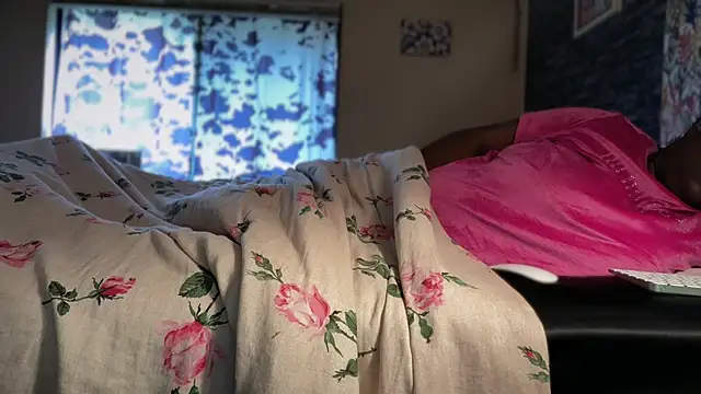 Yagurl  west online show from January 6, 6:22 pm