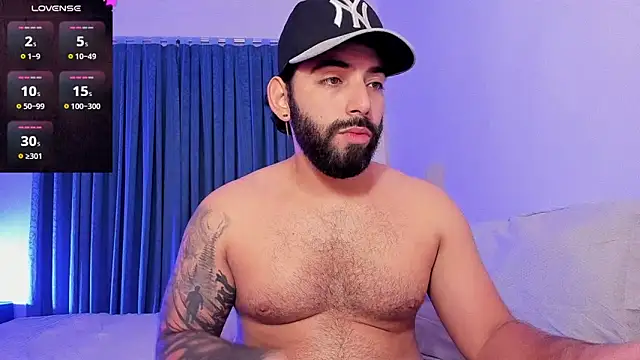 leo thewolf  online show from September 13, 7:02 pm